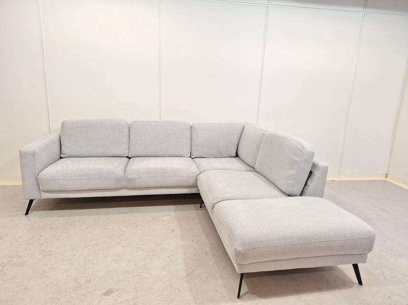 Tyylikäs  Kulmasohva