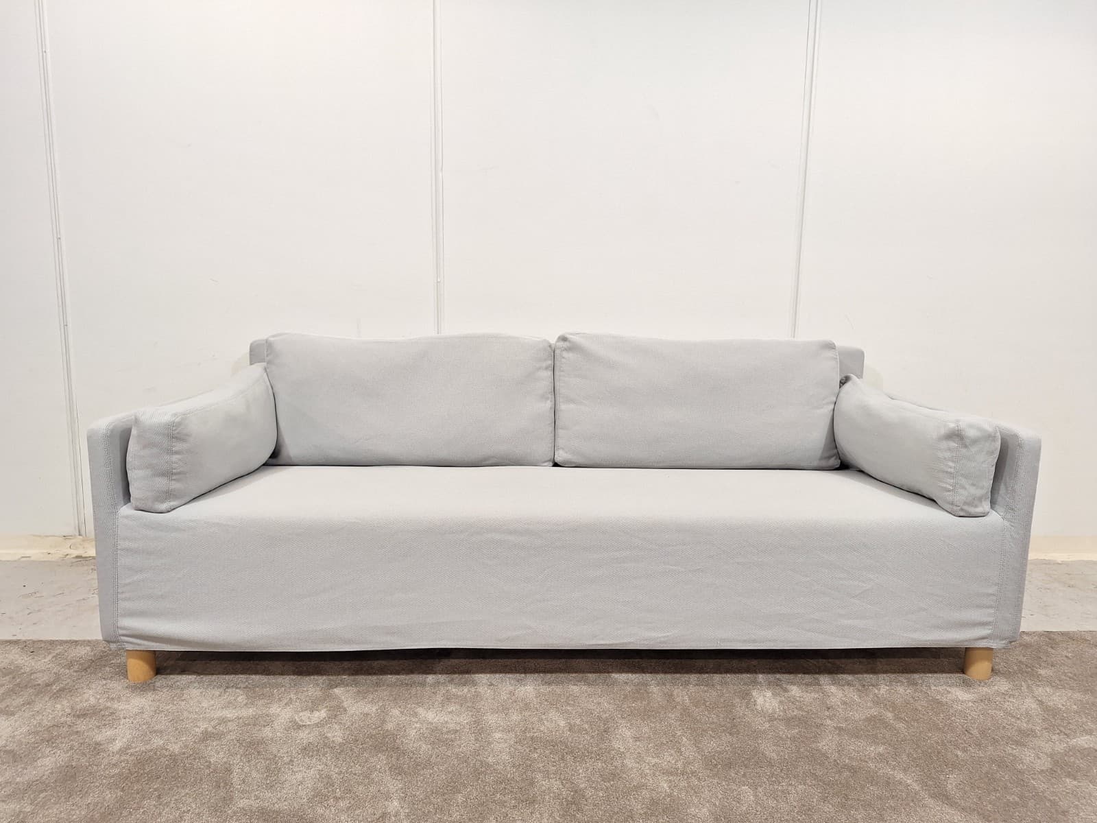 Artek 592 irtopäällisillä Sohva